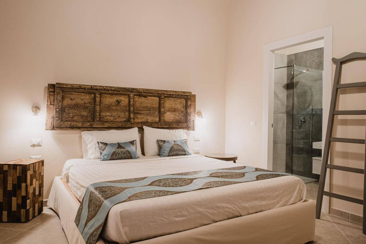 Moon'S Tower Suite&Rooms Portoscuso Exterior foto